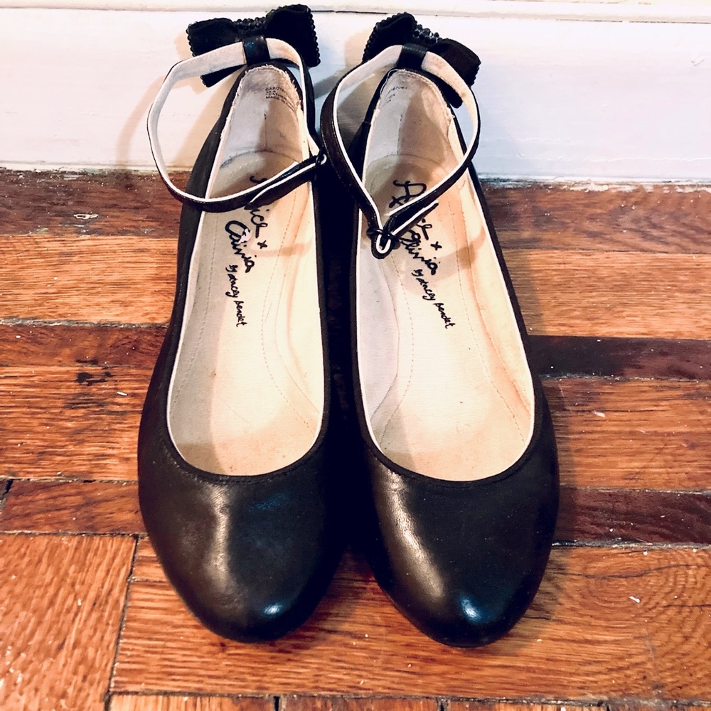 Alice + Olivia Black Ballet Flats with Bows